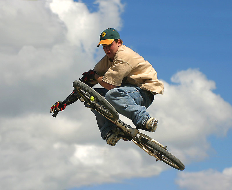BMX [80k].jpg